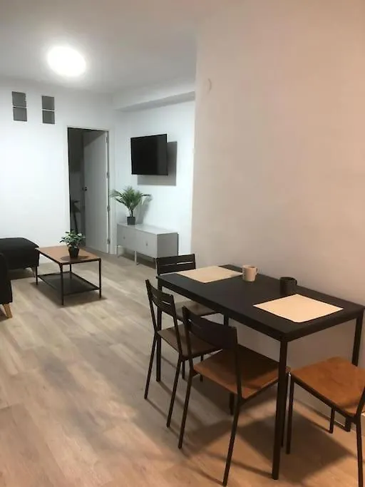 Piso En Almeria contacts